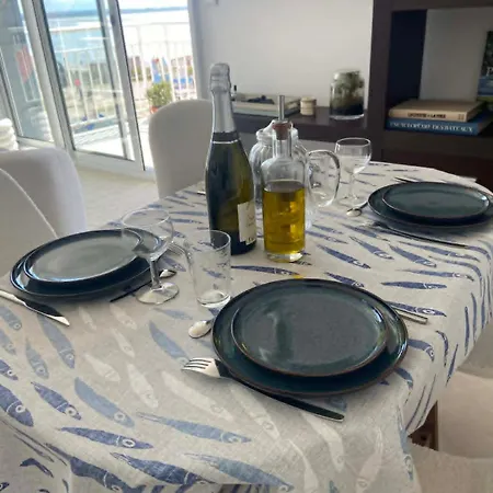 En Vue, Bord De Mer, Wifi, Balcon Apartment